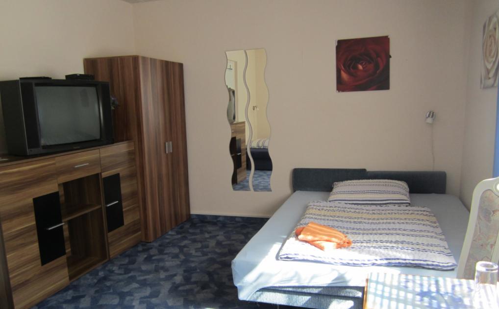 Am Rasthof Dresdner Tor Hotel Wilsdruff ภายนอก รูปภาพ
