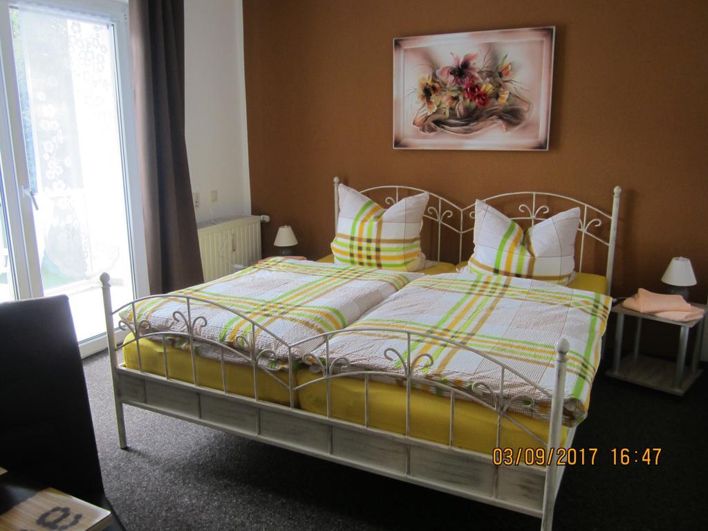 Am Rasthof Dresdner Tor Hotel Wilsdruff ภายนอก รูปภาพ